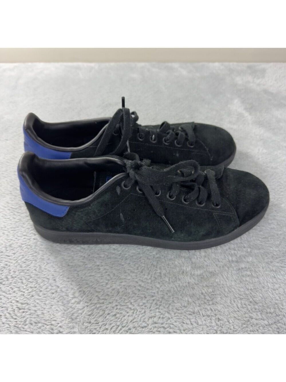 Adidas Men's  Size 8 US/7.5 UK/41.5 EU Original Stan Smith Black/Blue S80501